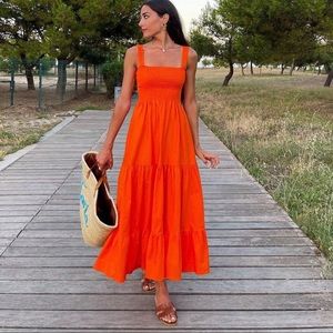 Zara Cotton Poplin Midi Dress (Bloggers Favorite)